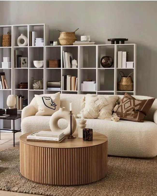 Creamy White Comfort With Natural Wood