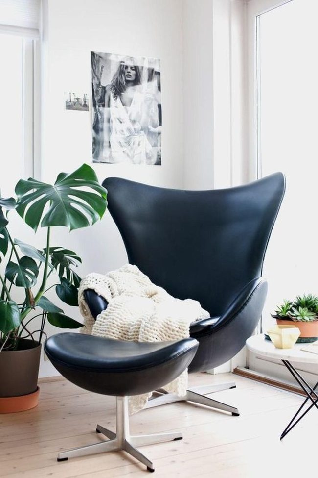 Black Leather Reading Retreat