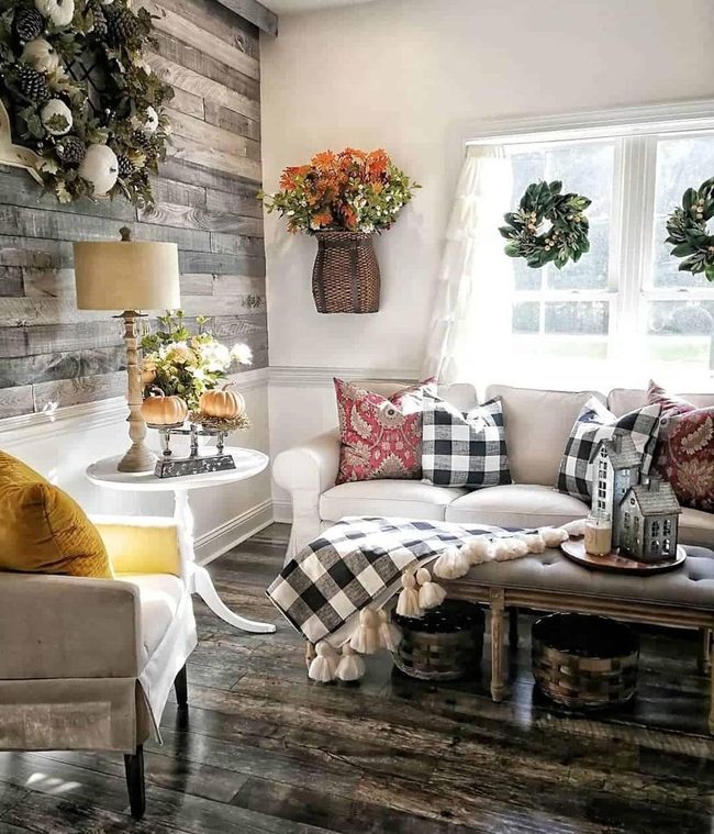Wood And Crystal Farmhouse Statement Lamp