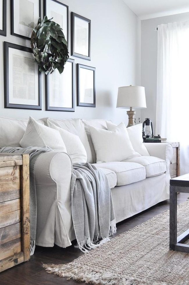 Pale Sofa, Airy Tranquility