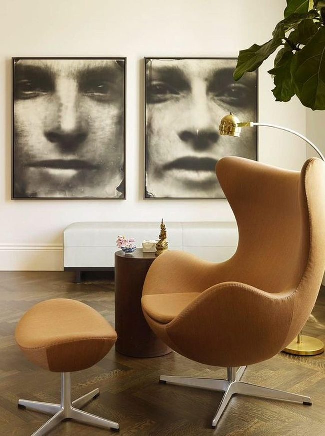 Black And White Portrait Corner