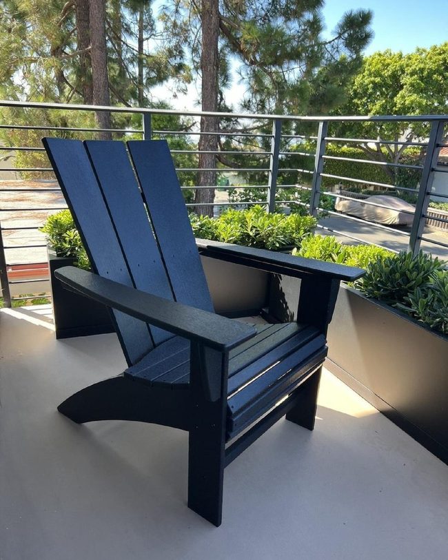 Black Chairs, City View Living