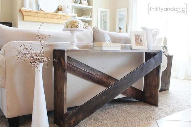 Crosshatch Wood Grain Statement Table
