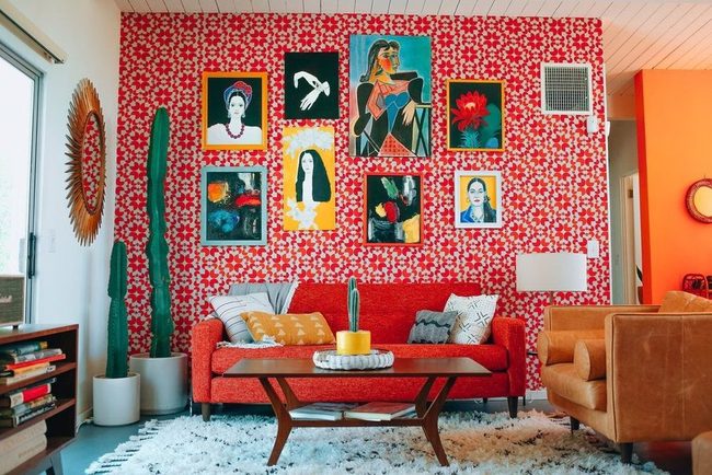 Neutral Rug Balances Bold Patterns