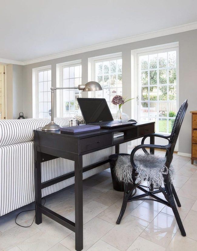 Black Desk, Gray Walls, Dual Purpose