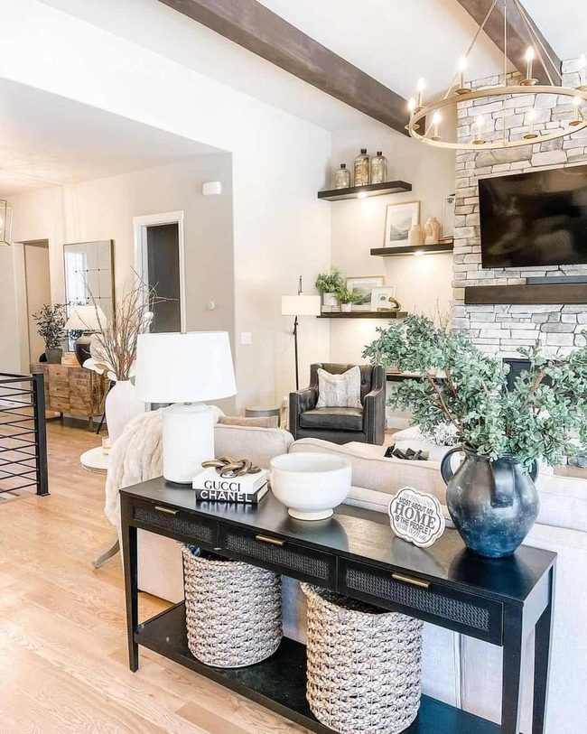 Black Console, Beige Warmth, Polished Contrast