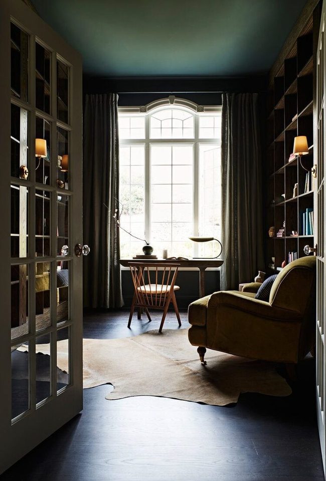 Towering Shelves Maximize Narrow Spaces