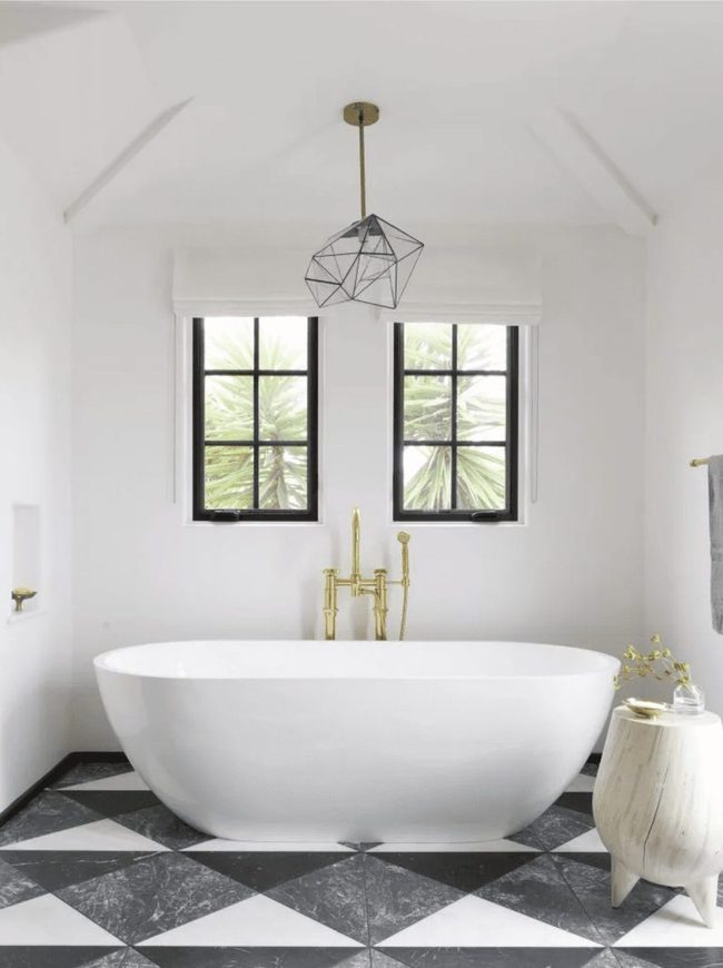 Roman Shades Minimize Visual Clutter