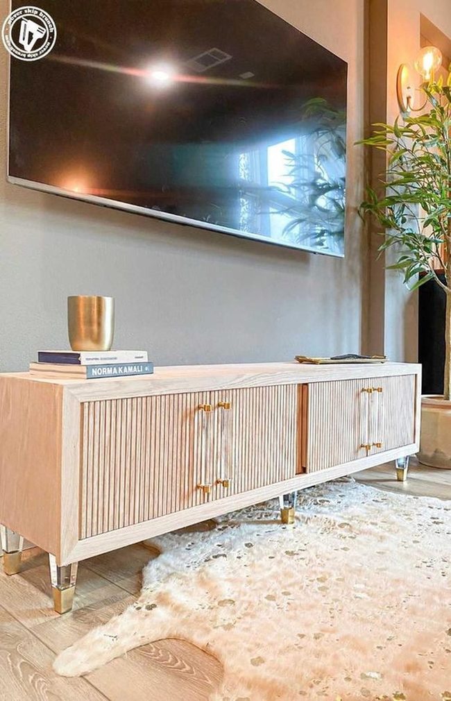 Wood Tv Stand Golden Details