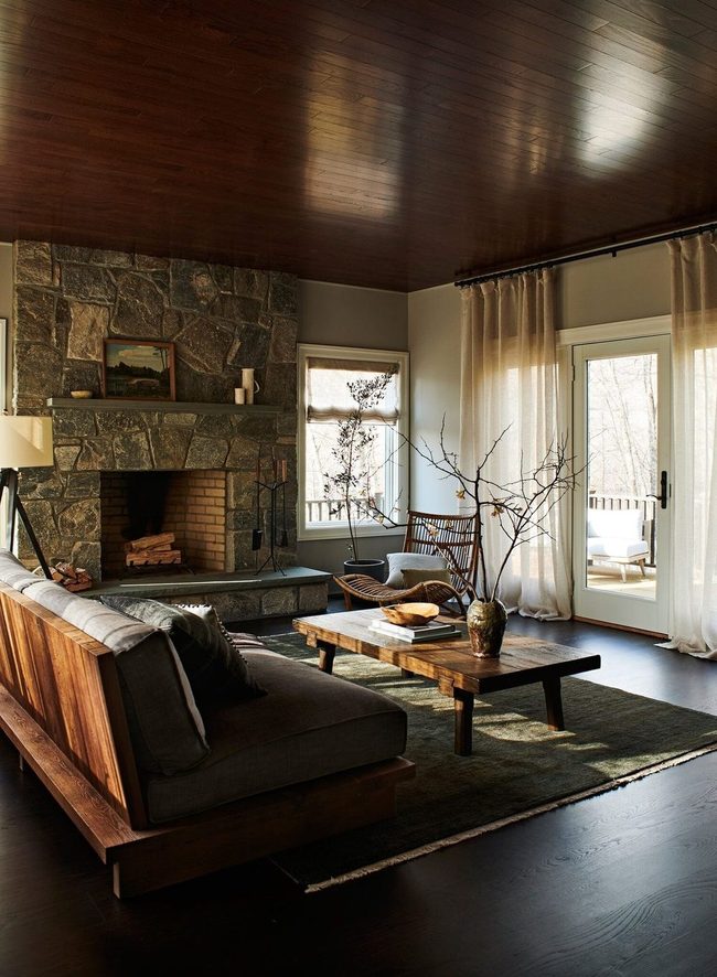 Warm Wood Ceiling Statement