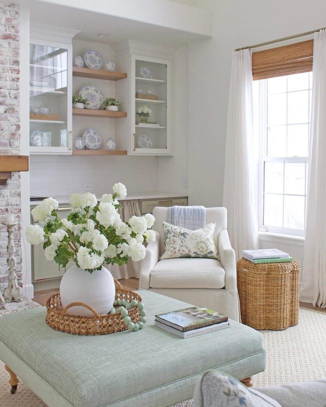 Light And Airy Cottage Living
