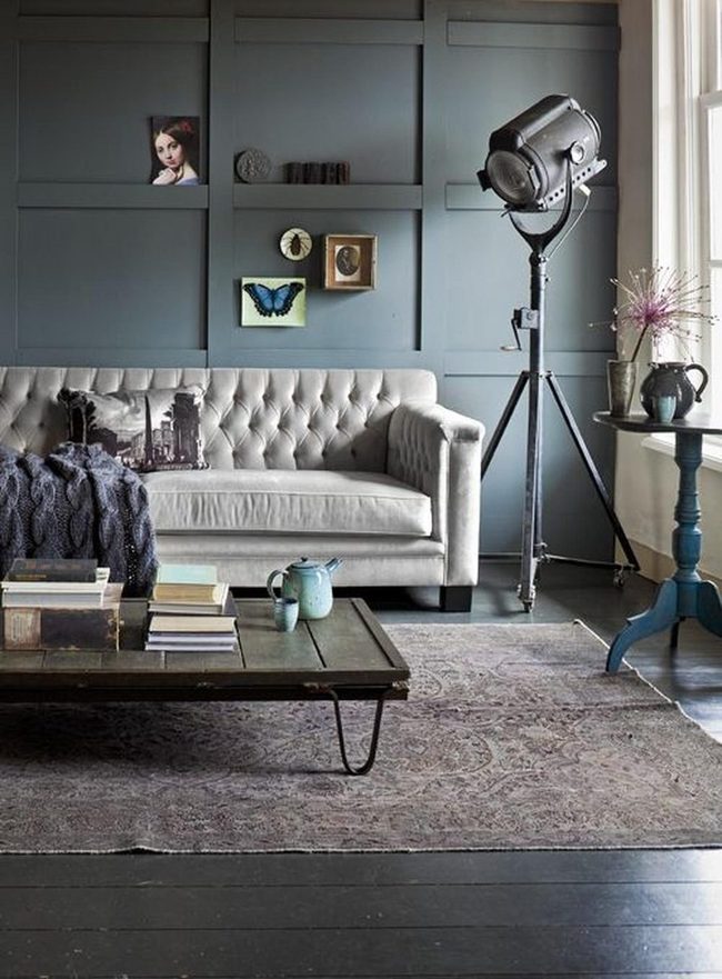 Blue-Gray Calm With Wooden Warmth