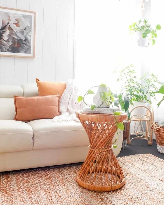 Spiral Rattan With Rust Tones