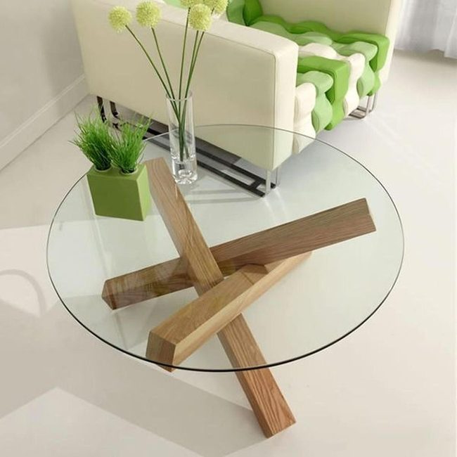 Light-Filled Room, Green Accents