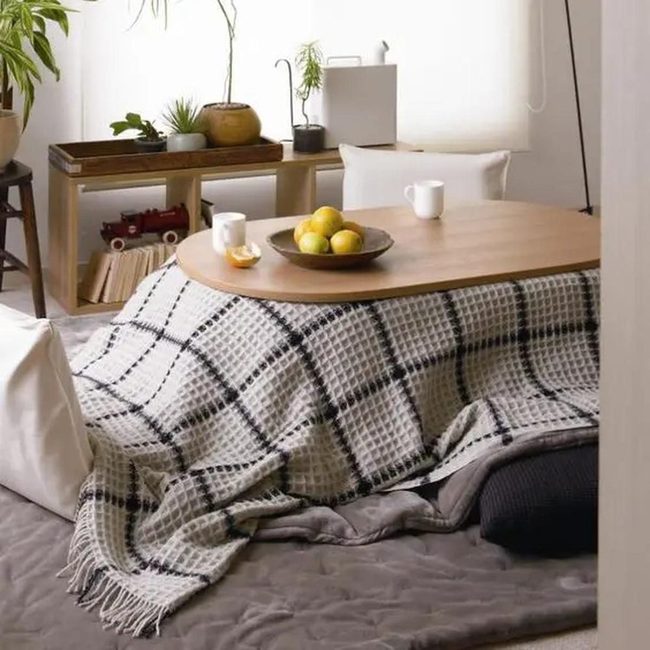 Natural Wood And Lemon Simplicity