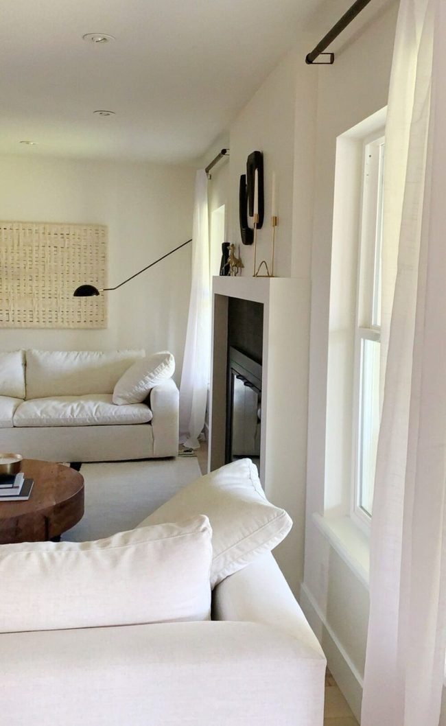 Extended Rod Expands Window Space