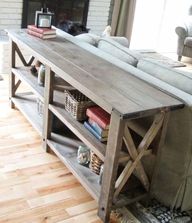 Blue Smoked Coastal Table