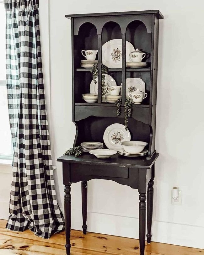 Black Plaid Meets Modern Botanicals