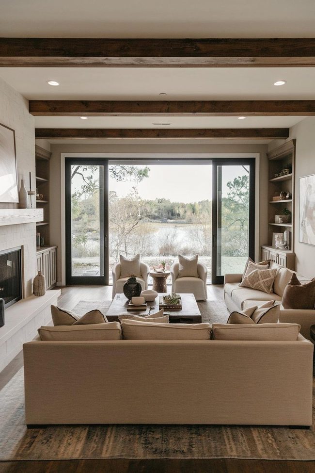 Lakefront Lounge Windows