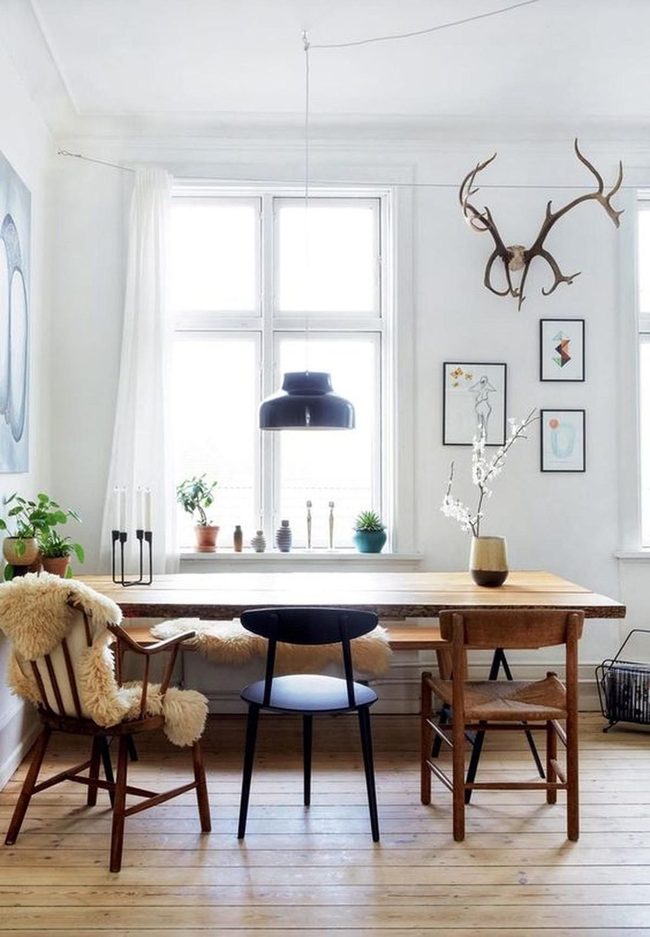 Golden Wood Light Meets Black Pendant