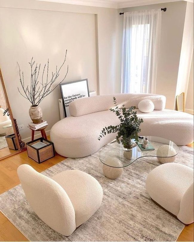 Curved Soft Seating Statement