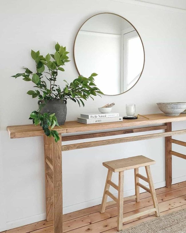 Ash Wood Entry With Living Green