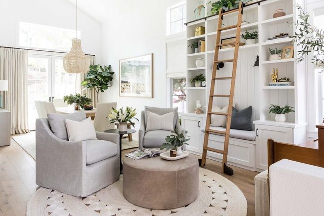 Floor-To-Ceiling Built-In Shelving