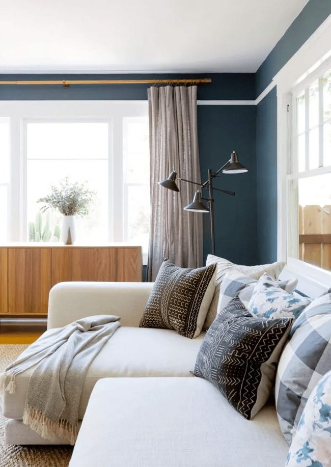 Warm Accents On Neutral Walls