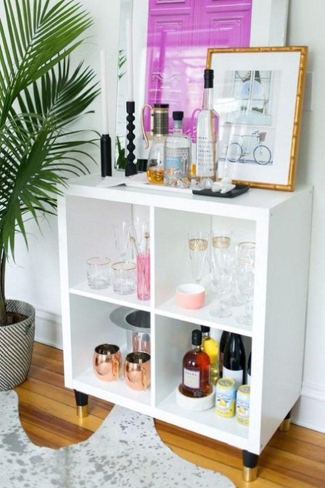 Gold-Rimmed Glasses Pink Pop Bar