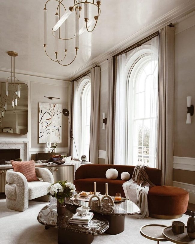 Pale Walls, Sculptural Forms, Natural Light