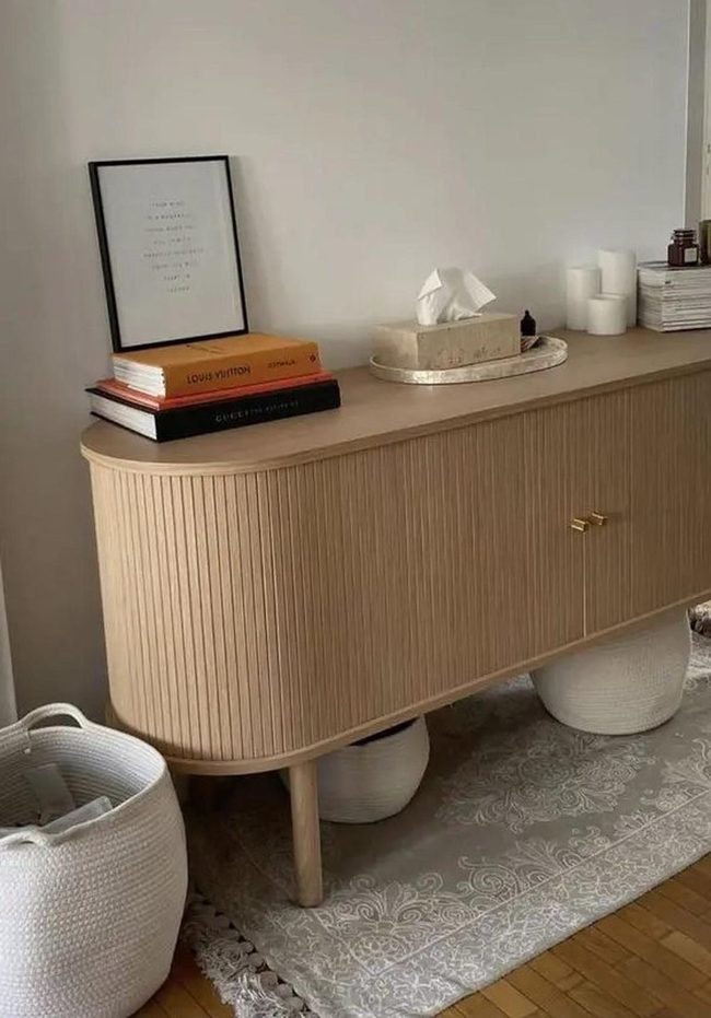 Natural Wood Grain Statement Piece