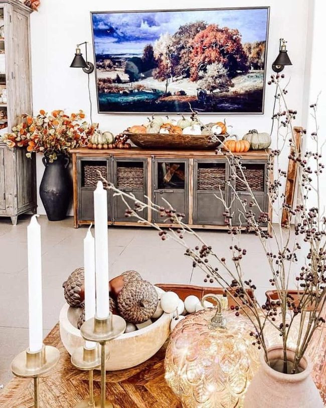 Orange Pumpkins Layered Table