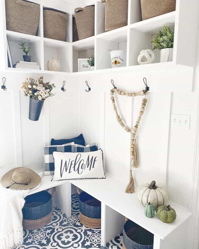 Black And White Modern Mudroom