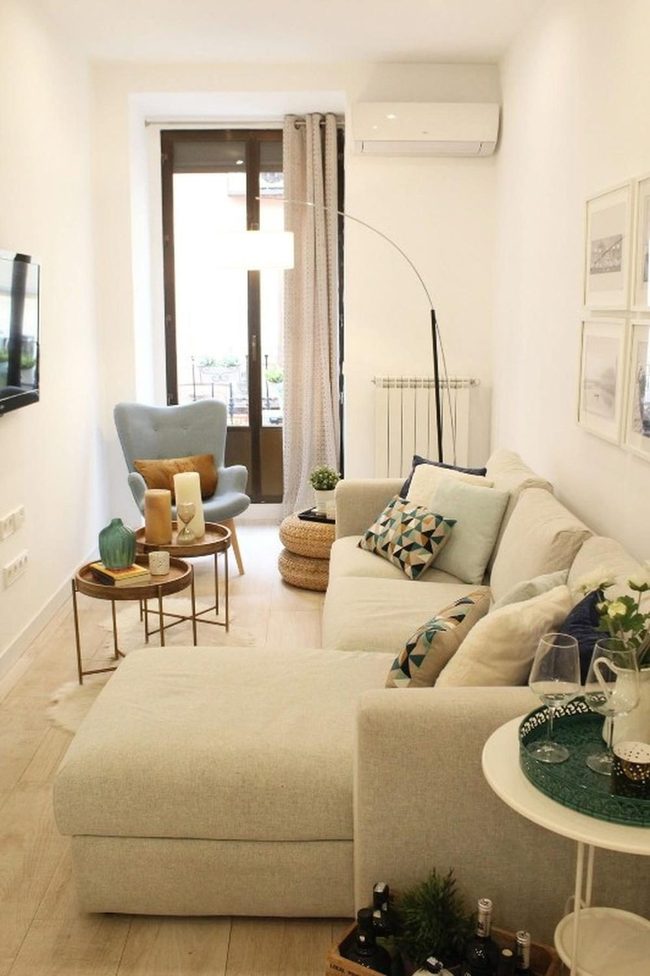 Cream Sofas With Bold Pattern Pillows