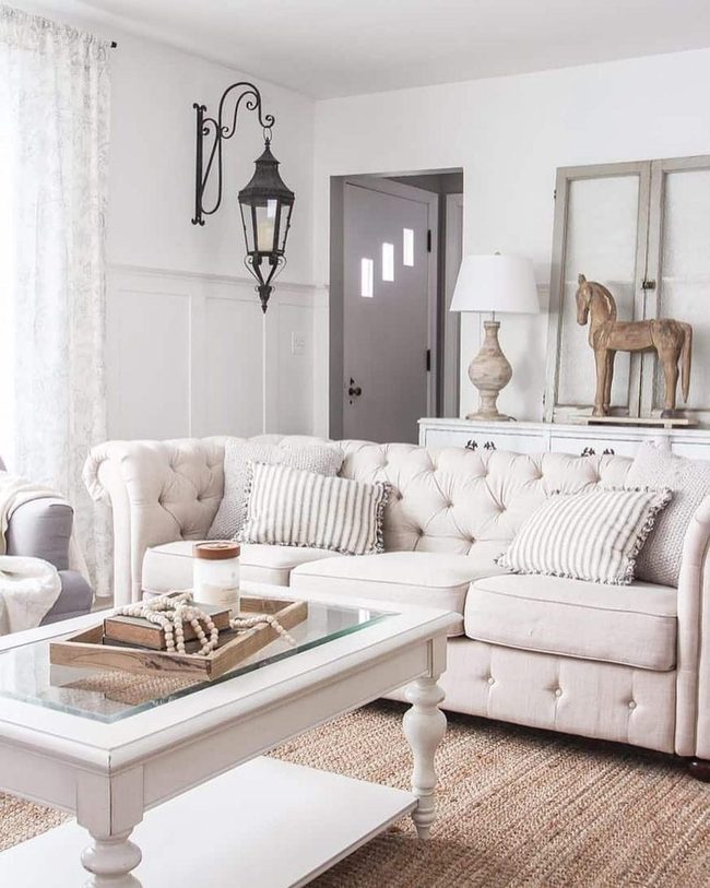 Beige Chesterfield With Jute Warmth