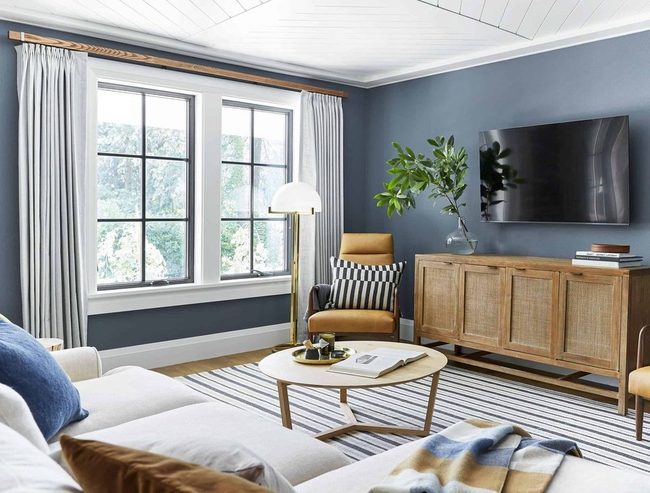 Light-Blocking Drapes For Screens
