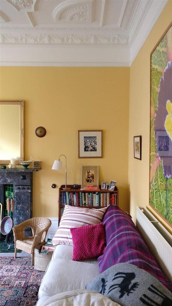 Yellow Walls, Dark Marble, Floral Art