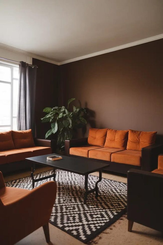 Black Wall Dark Brown Contrast