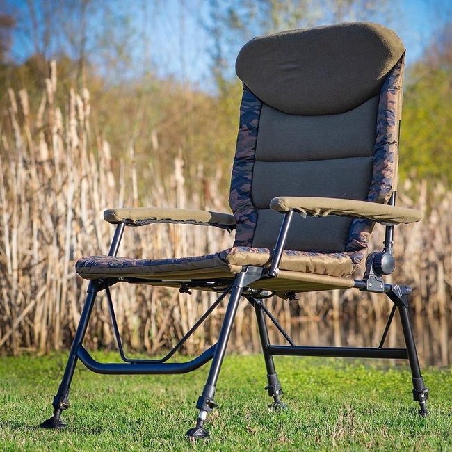 Padded Luxury Outdoor Throne