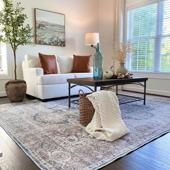 Vintage Rug Meets Modern Minimalism
