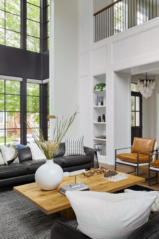 Sunlit Minimalism With Natural Elements