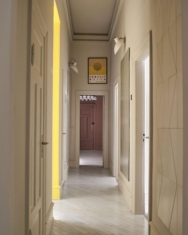 Light Walls Geometric Patterns Clean