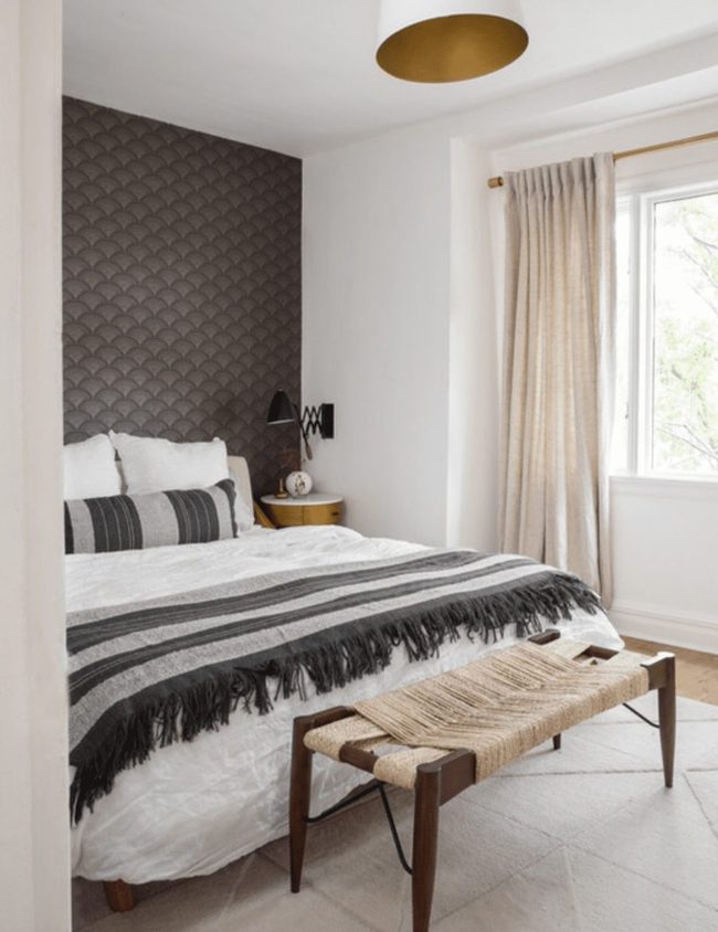 Gold Metallics Unify Bedroom Design