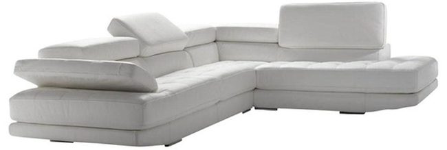 Smooth Leather Seating With Navy Accents