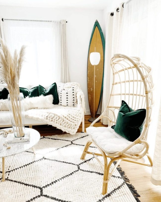 Curved Rattan Earth Seating