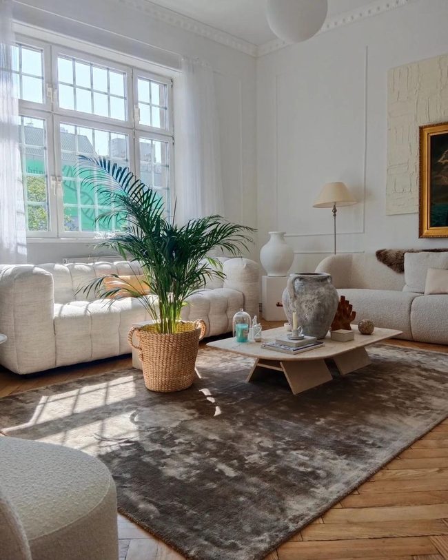 Tufted Velvet Meets Weathered Vintage