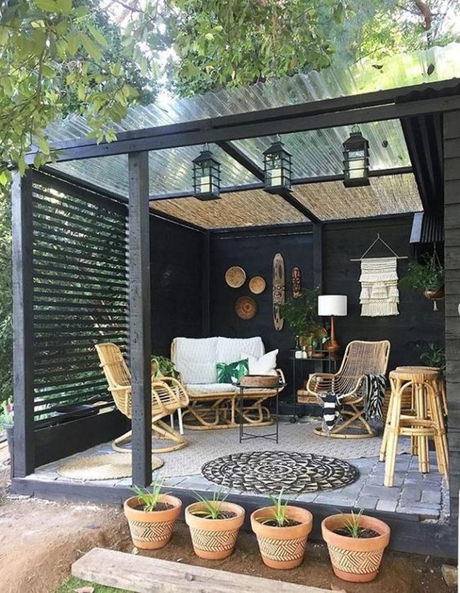 Dark Walls, Warm Wood Retreat