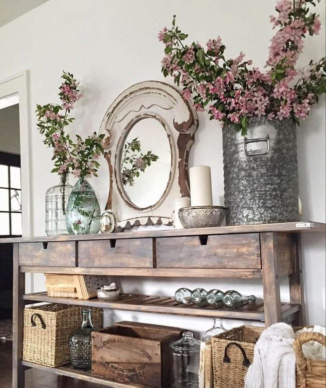 Green Farmhouse Entryway Statement