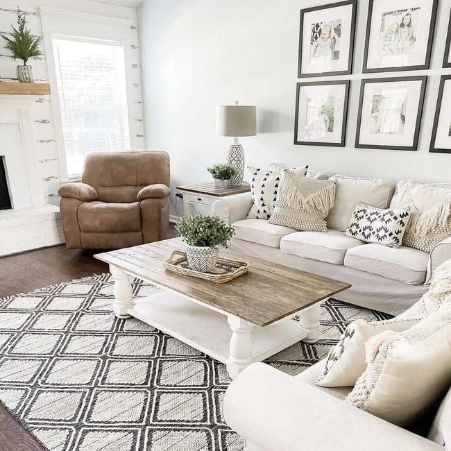 Black And White Geometric Anchor
