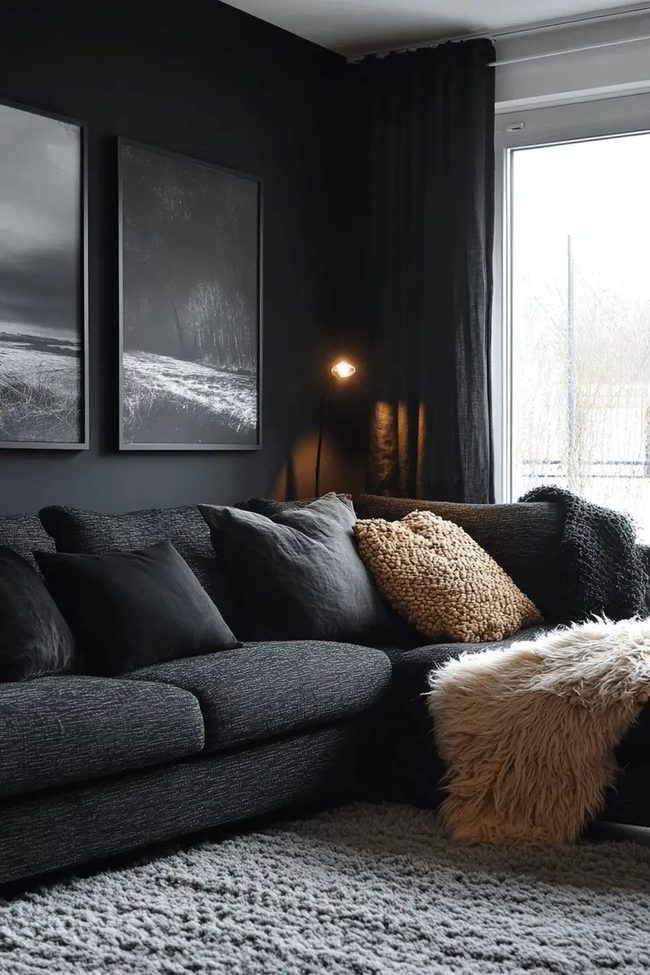 Artwork Centered Gallery Living